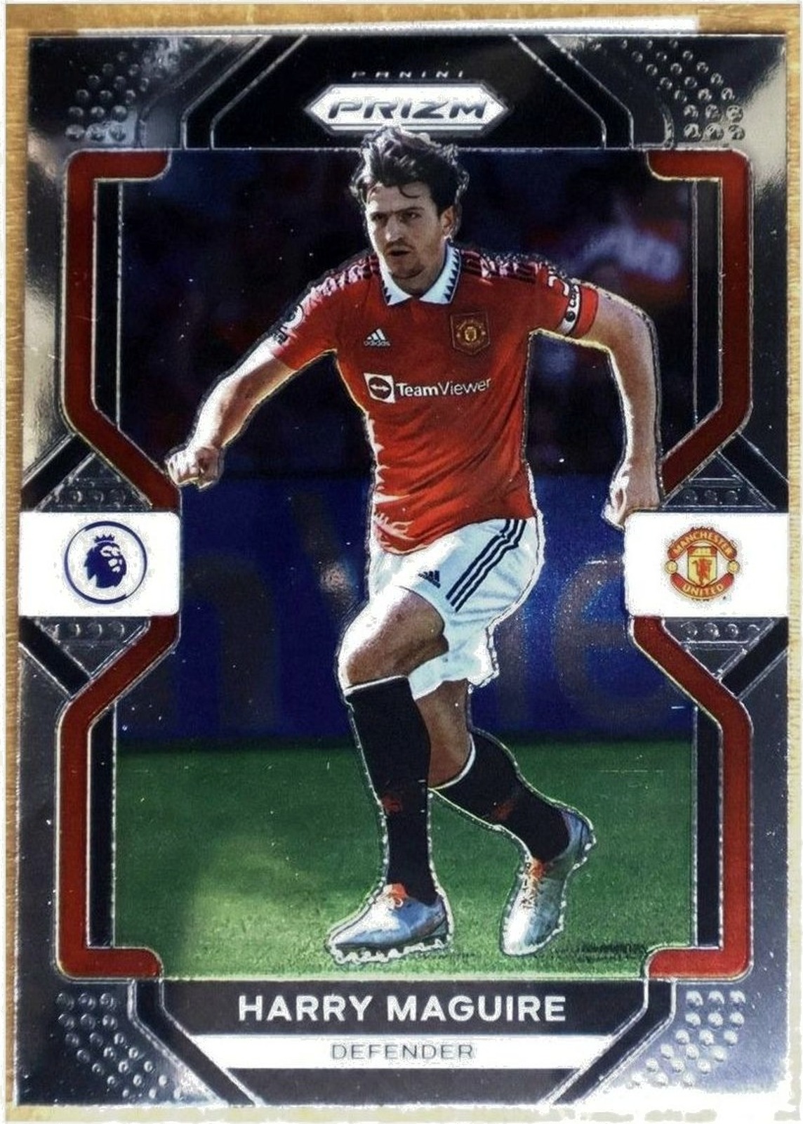 Panini Prizm Premier League 2022-23 #84 Harry Maguire (Manchester United) — Silver
