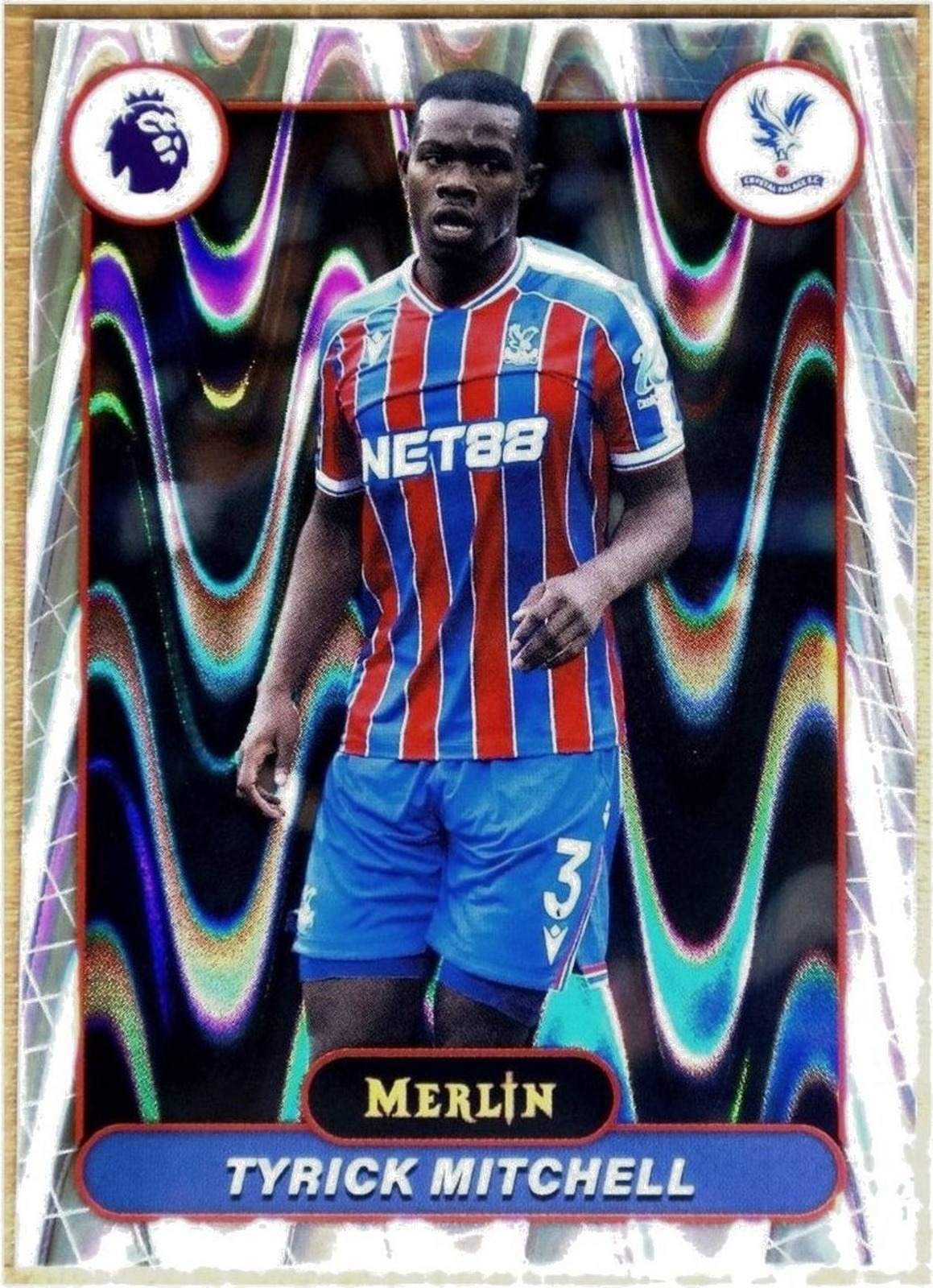 Topps Merlin Premier League 2025-26 #79 Tyrick Mitchell (Crystal Palace) — Refractor holográfico (supuesto)