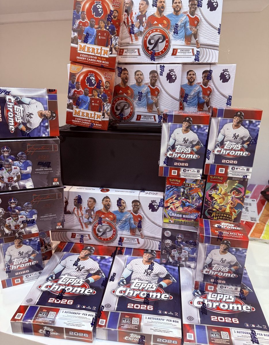 Inventario de CardTheory: cajas selladas de Topps Chrome, Pristine Premier League, Merlin, Signature Class y Pokémon TCG